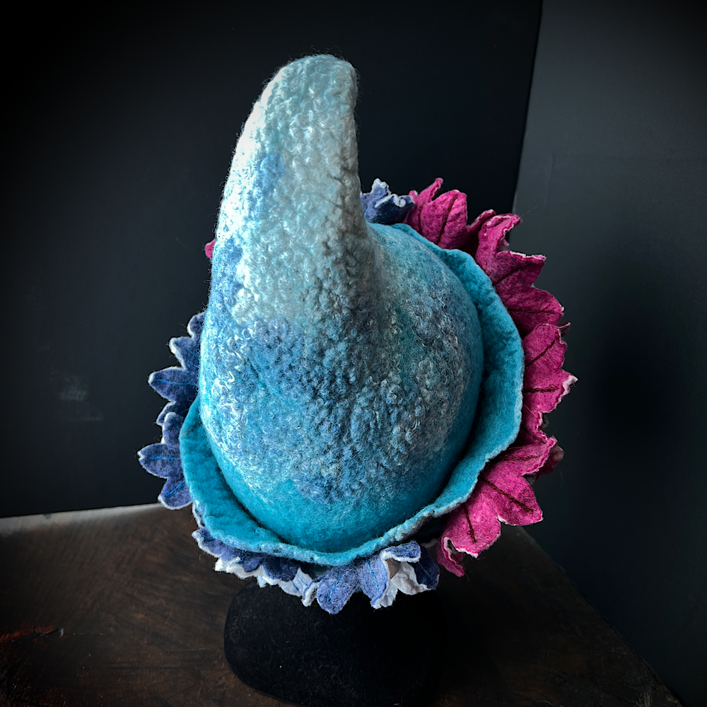 Felted fairy hat 21“ 1/2