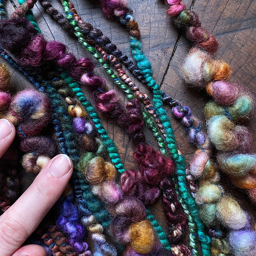 Crépuscule 6 art yarn