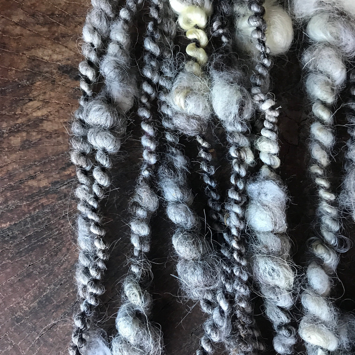 Grey  hand spun yarn 100g - Mynoush