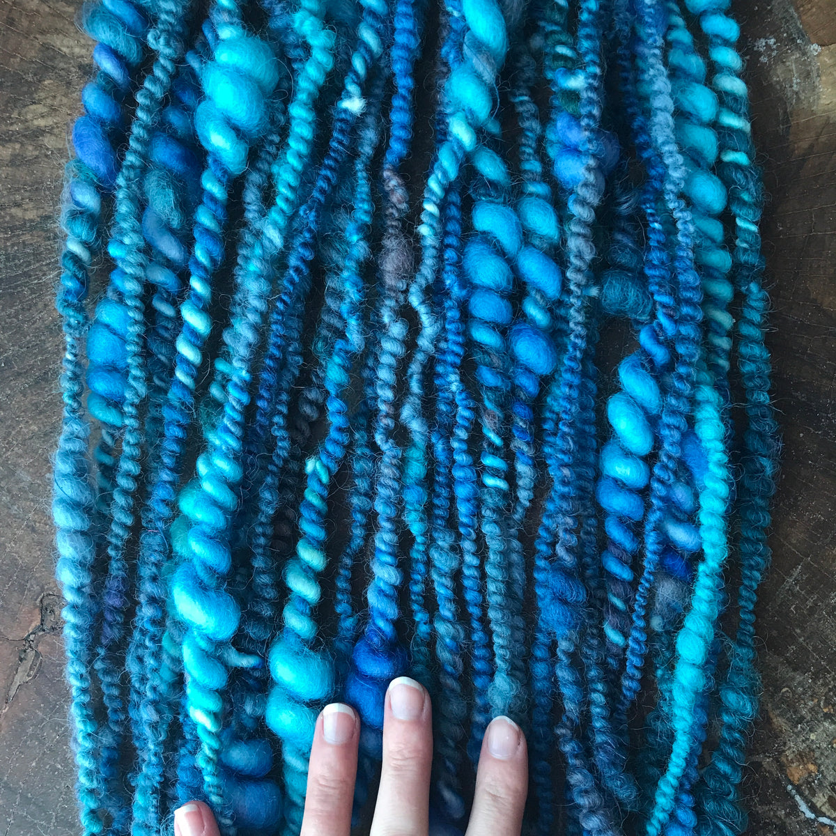Blue  art yarn 100g - Mynoush