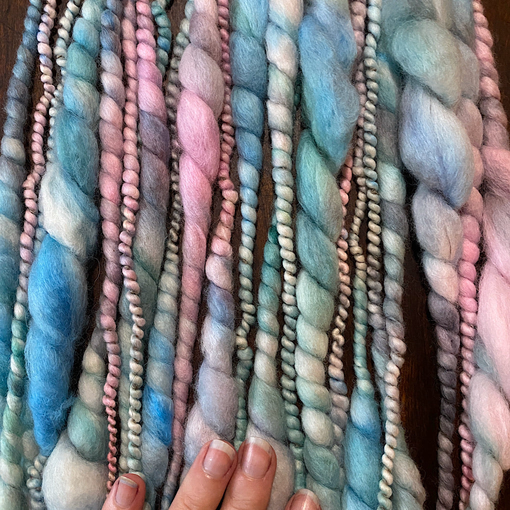 Menthe glacée  jumbo spiral merino yarn
