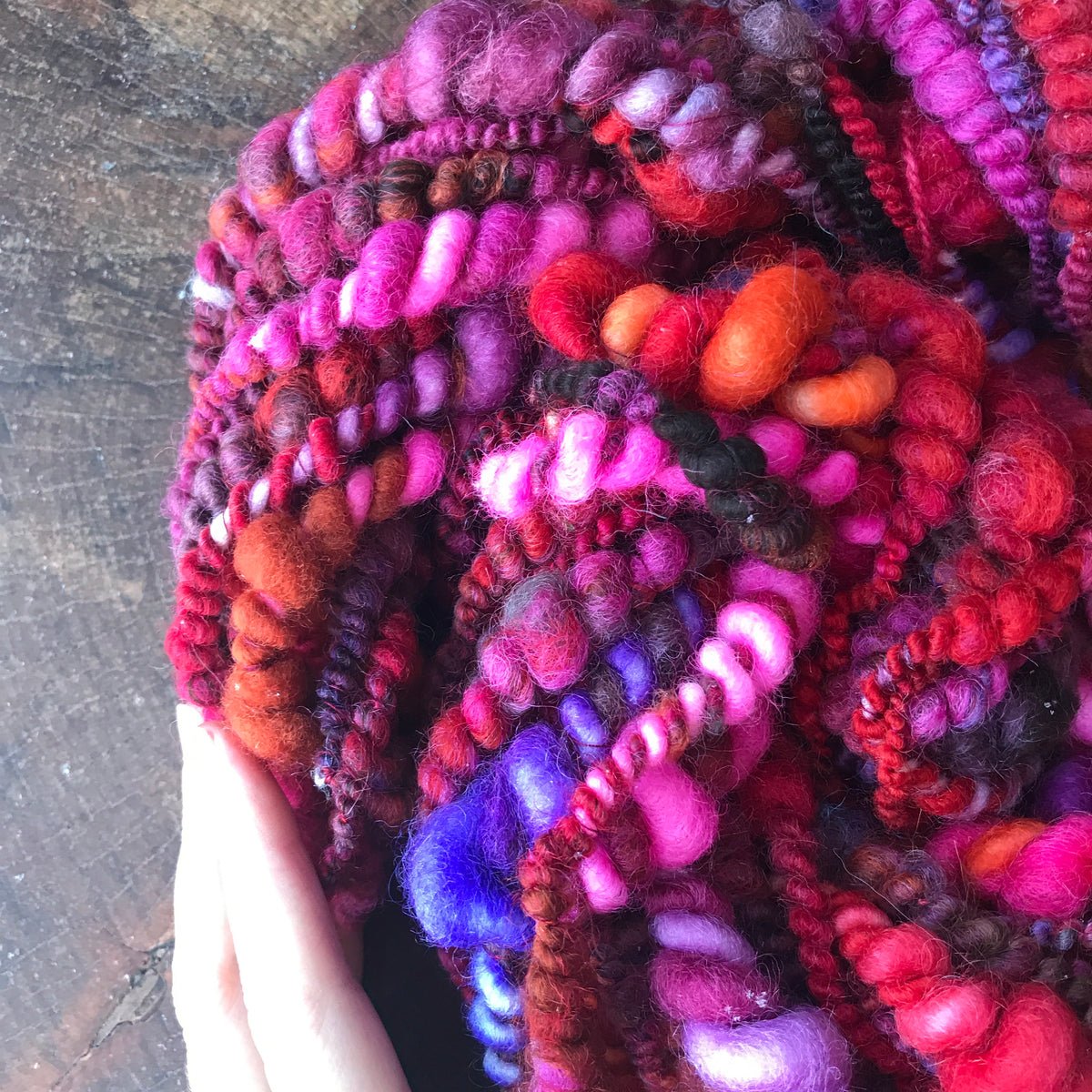 Red art yarn 100g - Mynoush