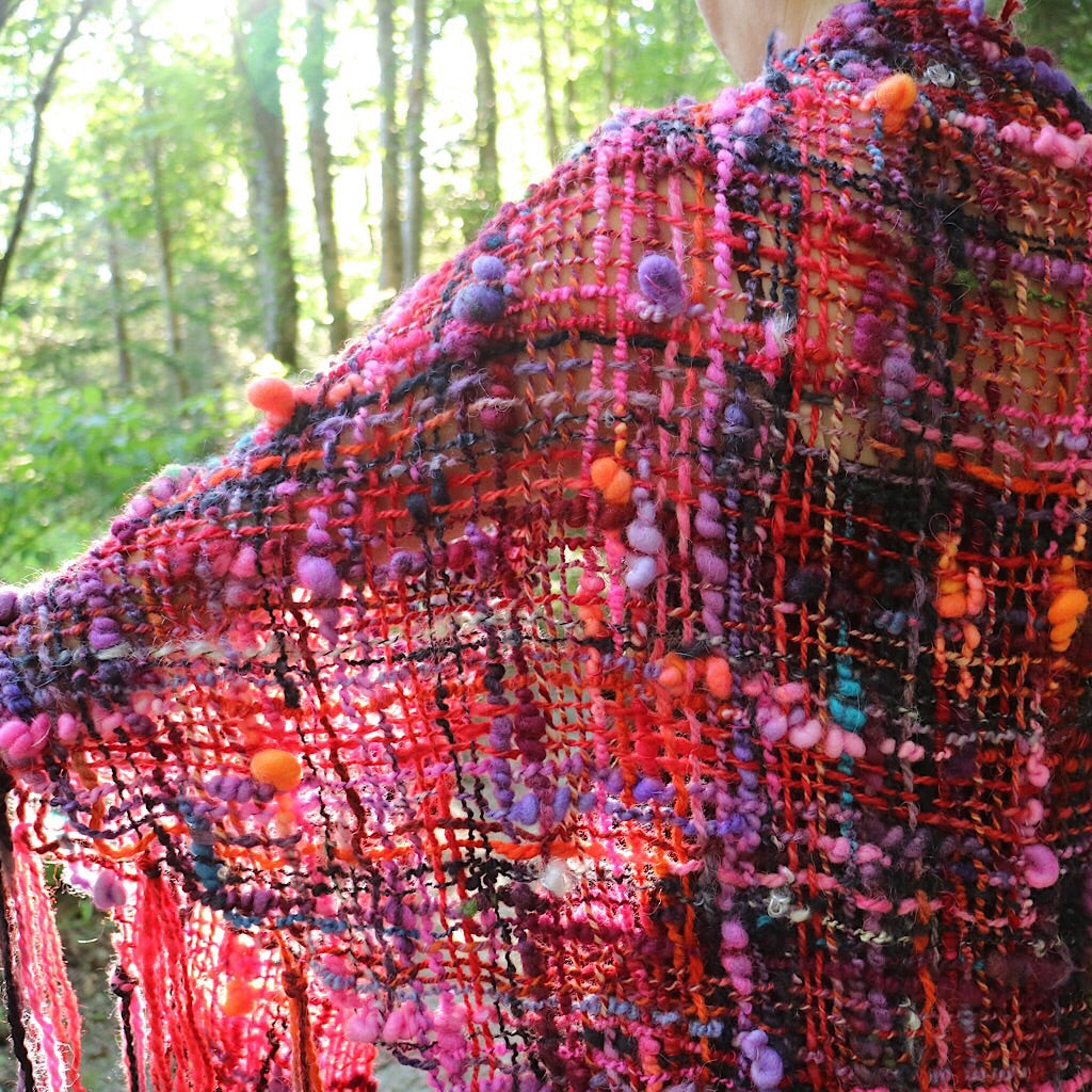 Esmeralda - hand woven shawl