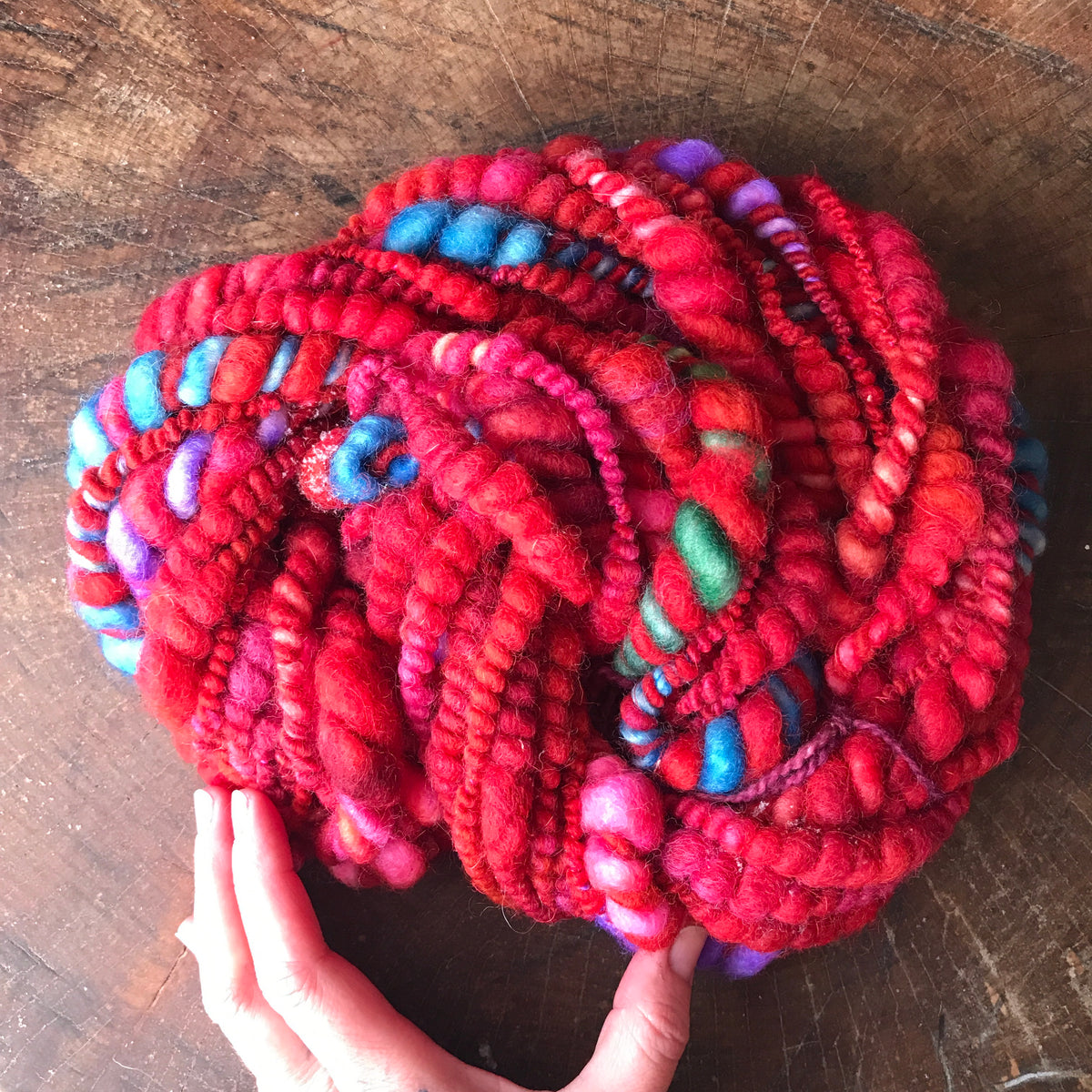 Red art yarn 100g - Mynoush