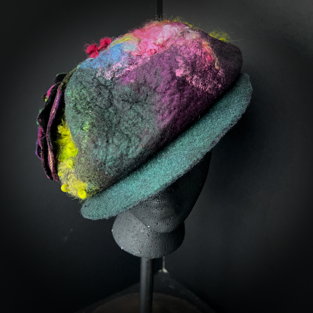 Felted oversized newsboy hat size 23.5”