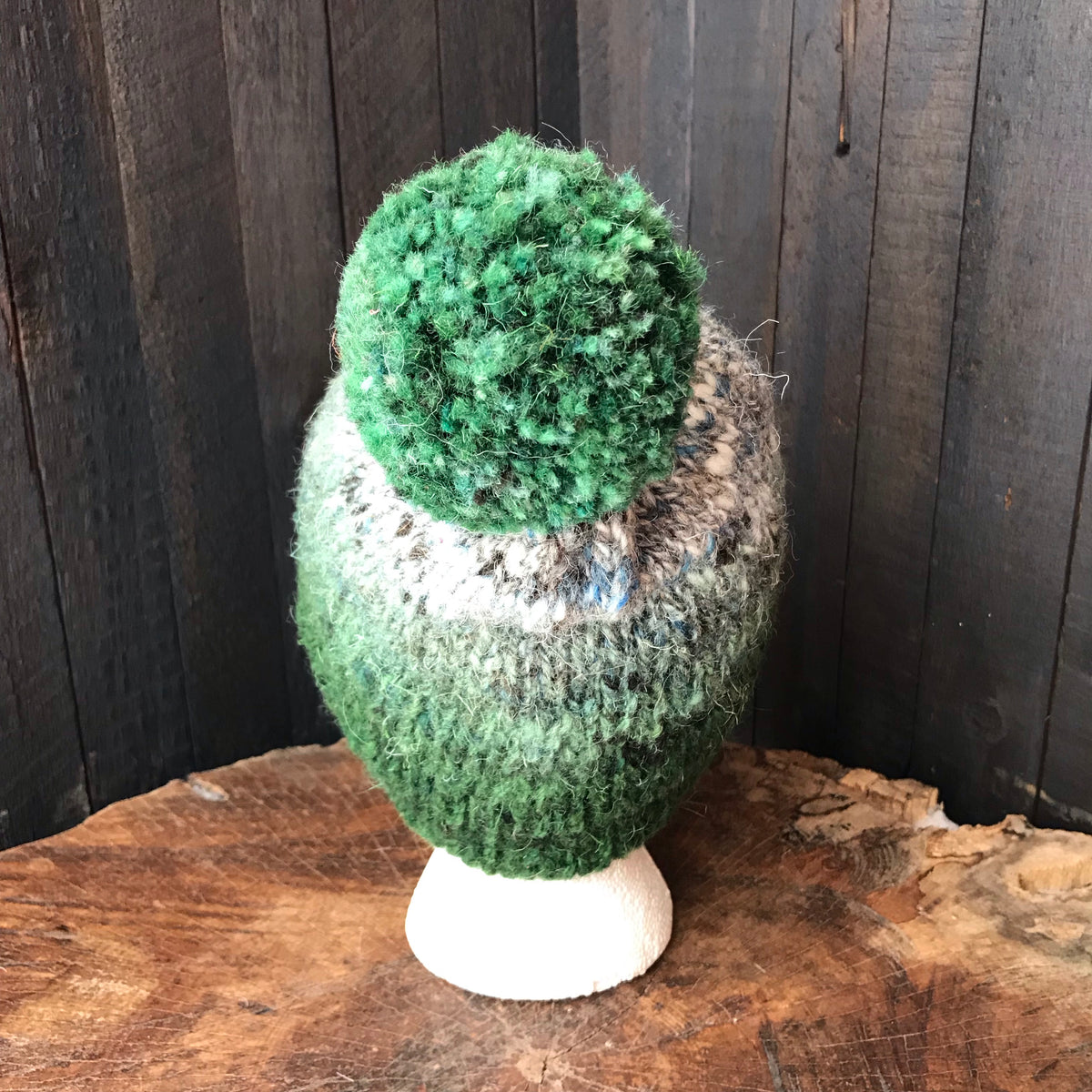 Green  beanie 100% wool Tuque verte laine - Mynoush