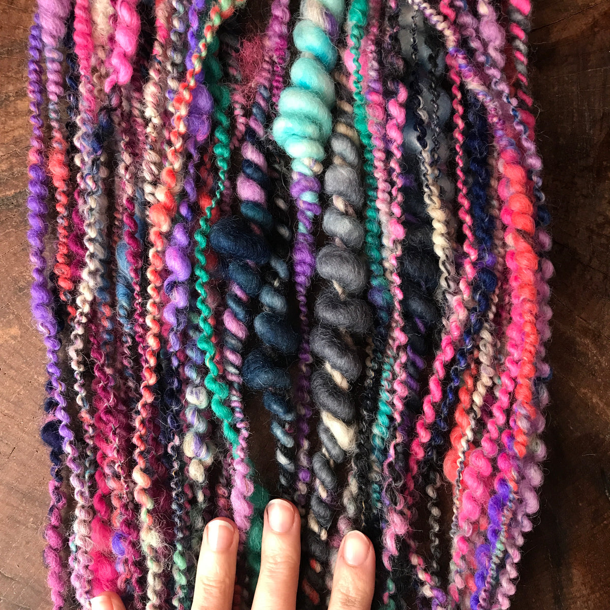 Blue multi art yarn 100g - Mynoush