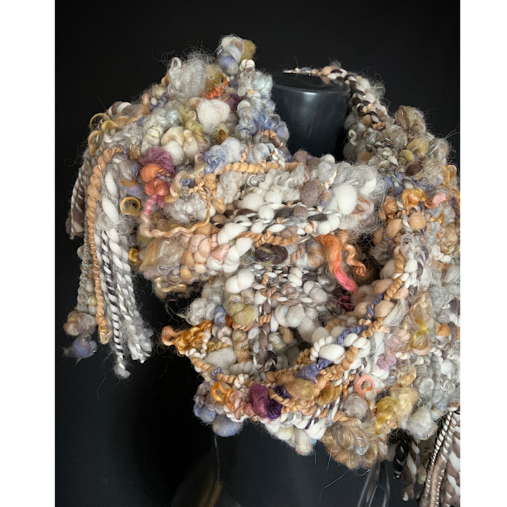 Golden rose Woven scarf 2022