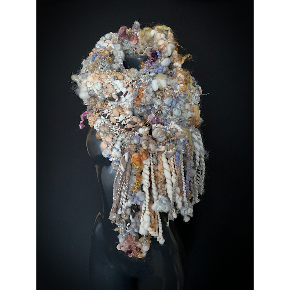 Golden rose Woven scarf 2022