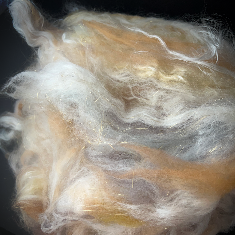 Batt for spinning yarn