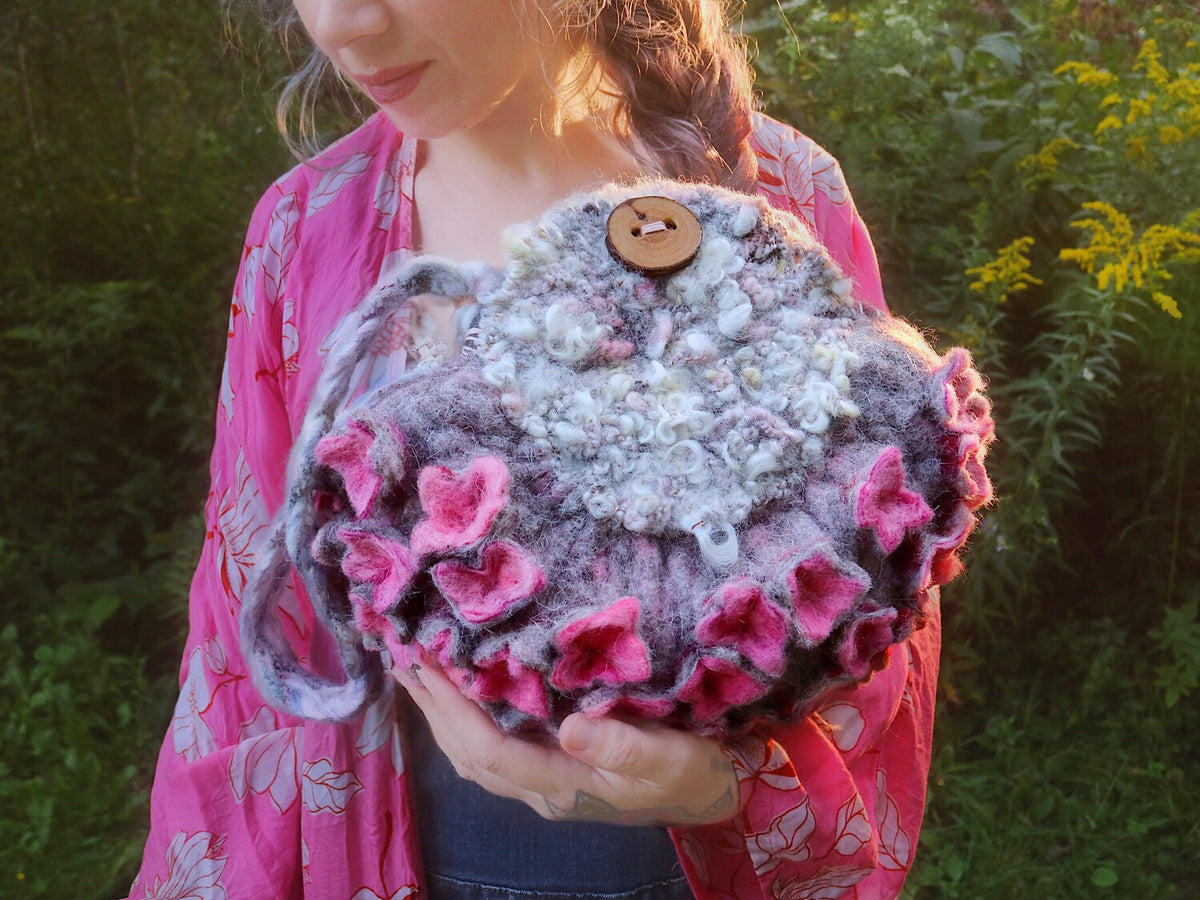 Felted handbag #4 with pink flowers - Mynoush