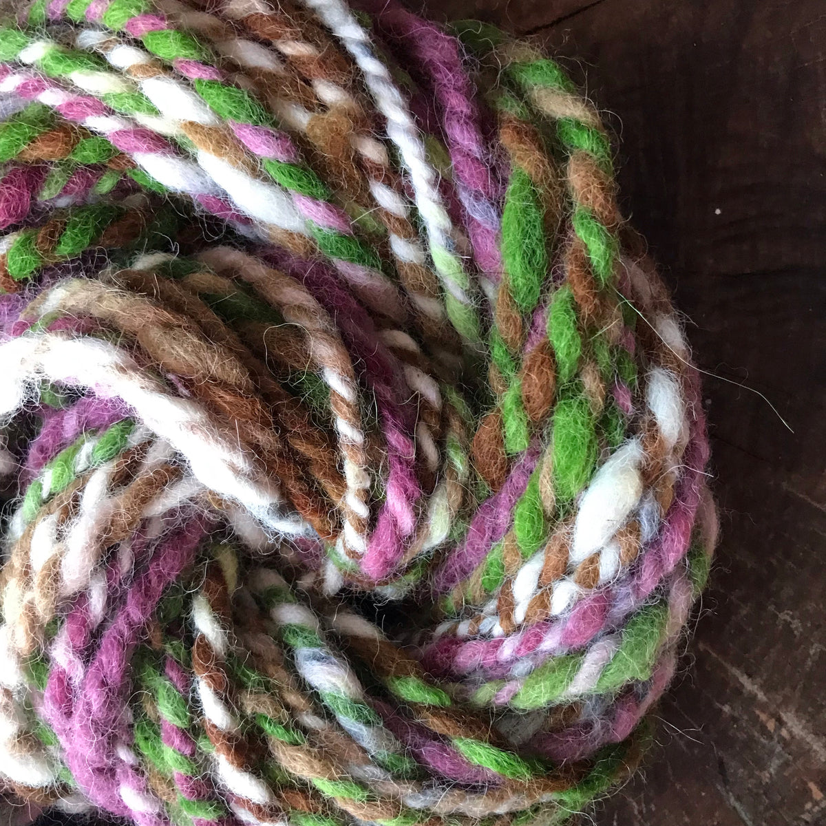 Green hand spun yarn 84g 32y - Mynoush