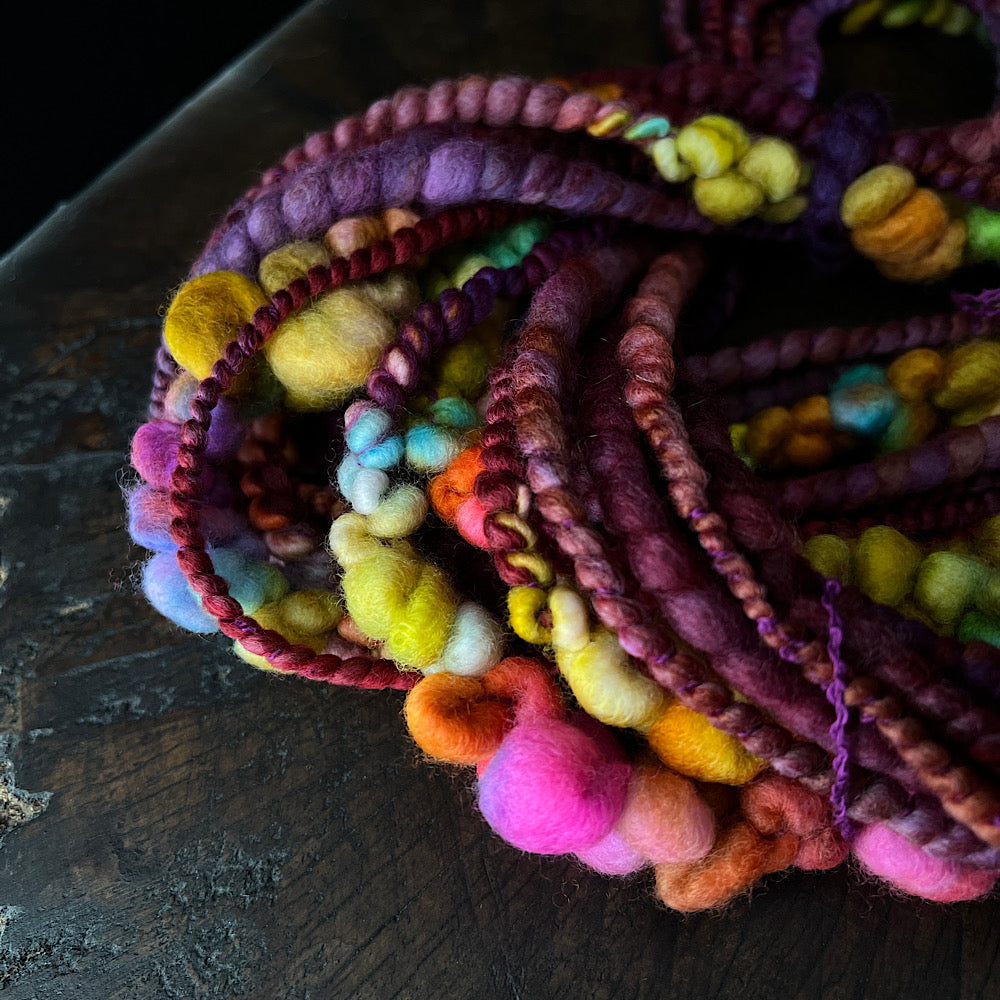 Carnavalesque - bubbly art yarn