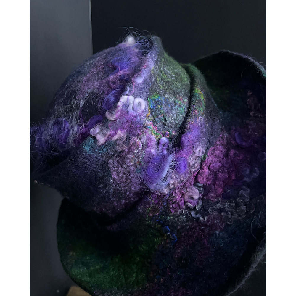 Felted hat size 23.5”
