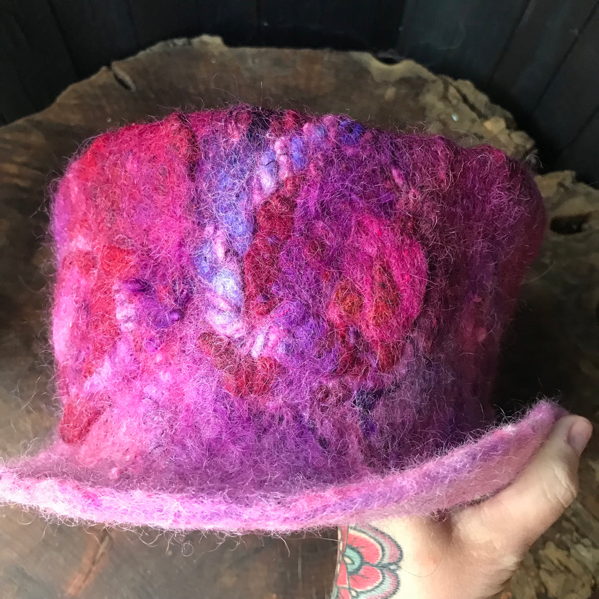 Pink felted hat 100% a Wool size 23” - Mynoush