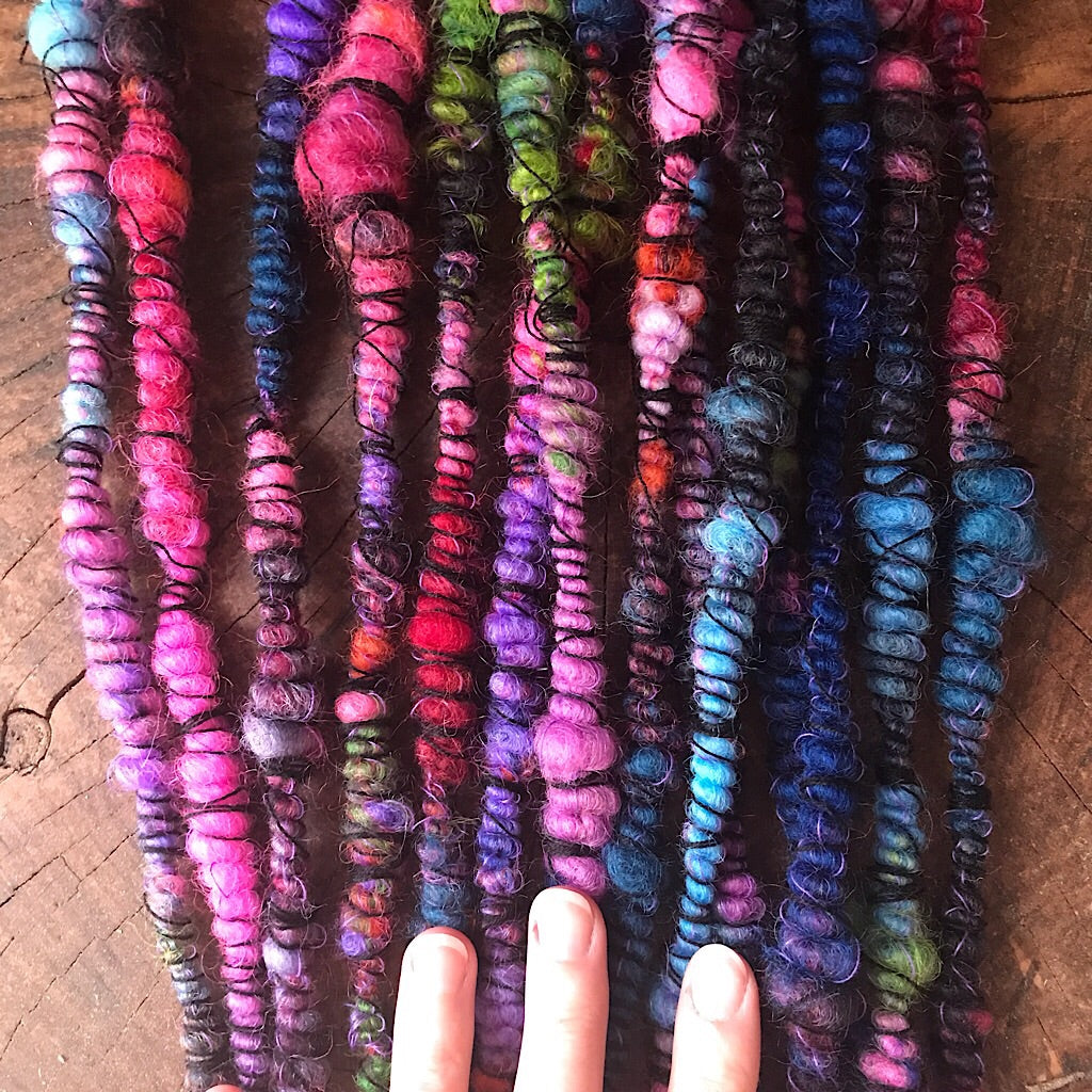 Super coiled art yarn