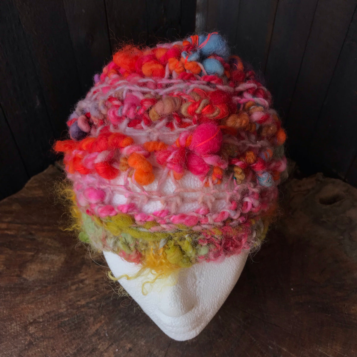 Orange chunky knitted hat | Bonnet orange tricoté en laine filée main|18”-23” - Mynoush