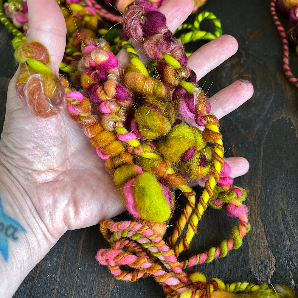 Rose buds weaving art yarn
