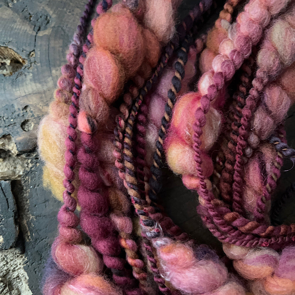 Art yarn for weaving