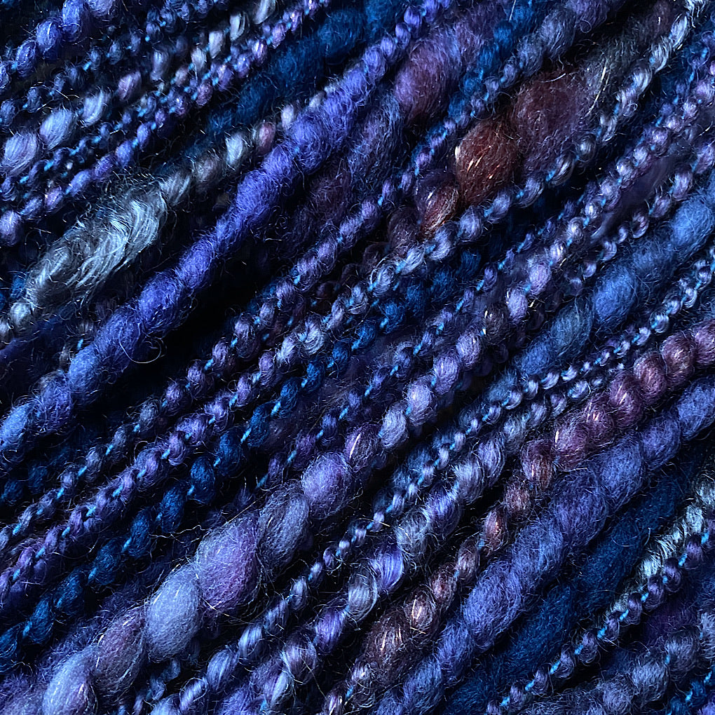 Hand spun yarn with sparkles