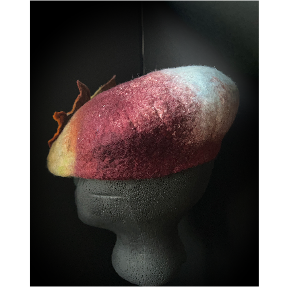 Felted beret with leaves size 22“ 1/2 small