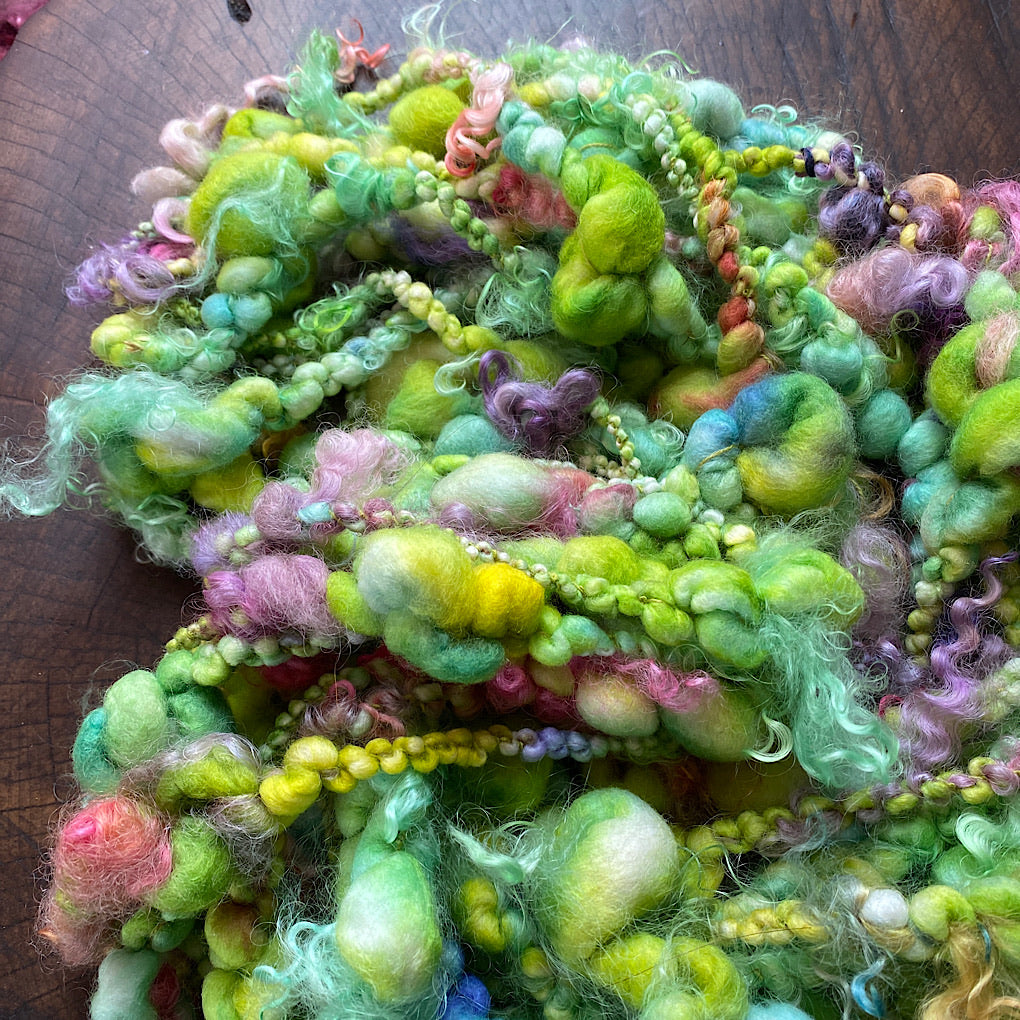 Frais du jardin Jumbo boucle Art yarn with locks