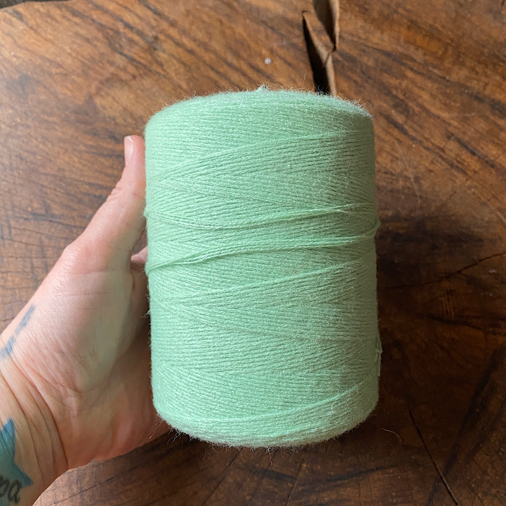 High Bulk 2/6 acrylic thread