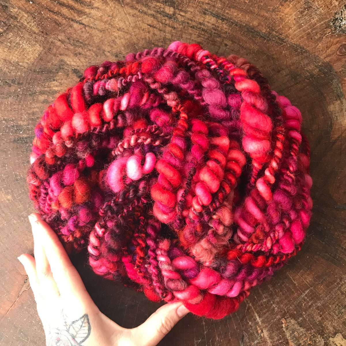 Red art yarn 100g - Mynoush