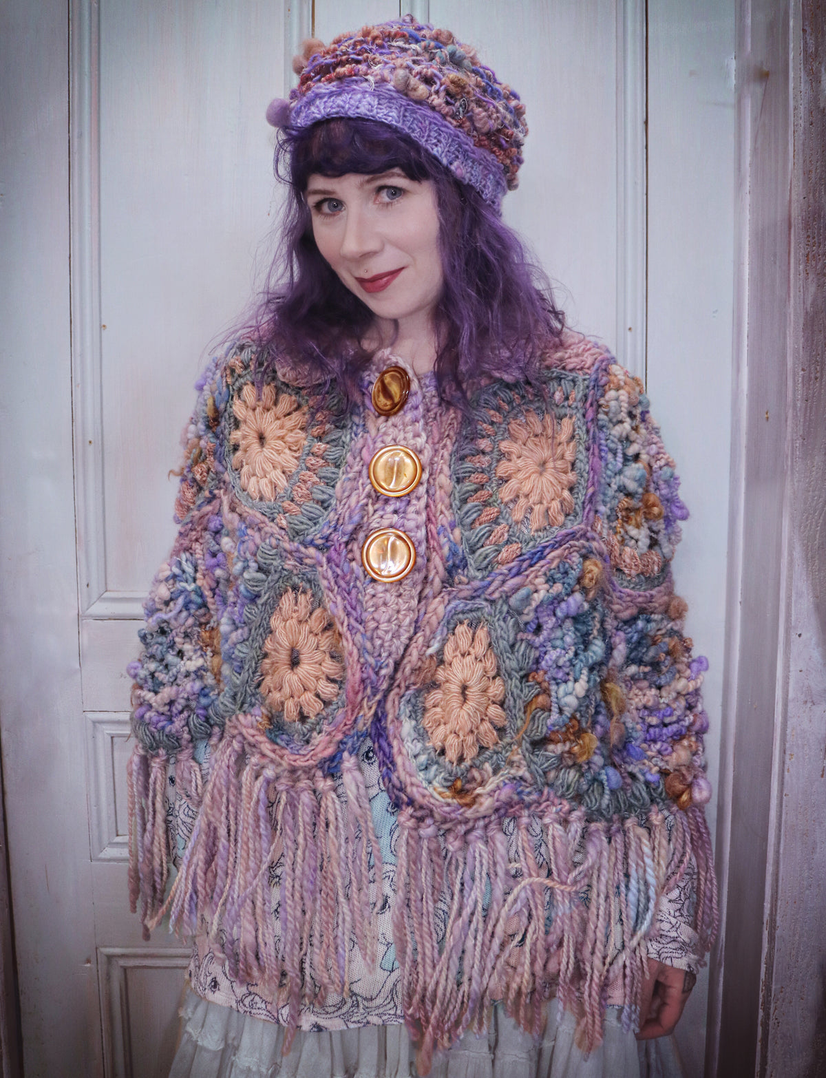 Purple crochet poncho Châle en laine - Mynoush