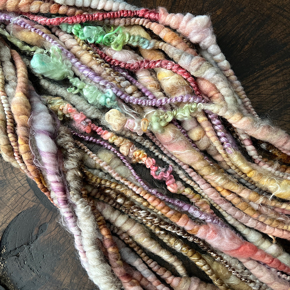 Golden rose - set of jumbo art yarn