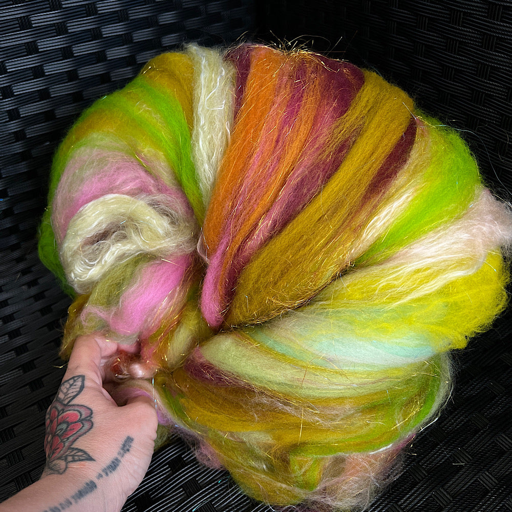 Batt for spinning yarn