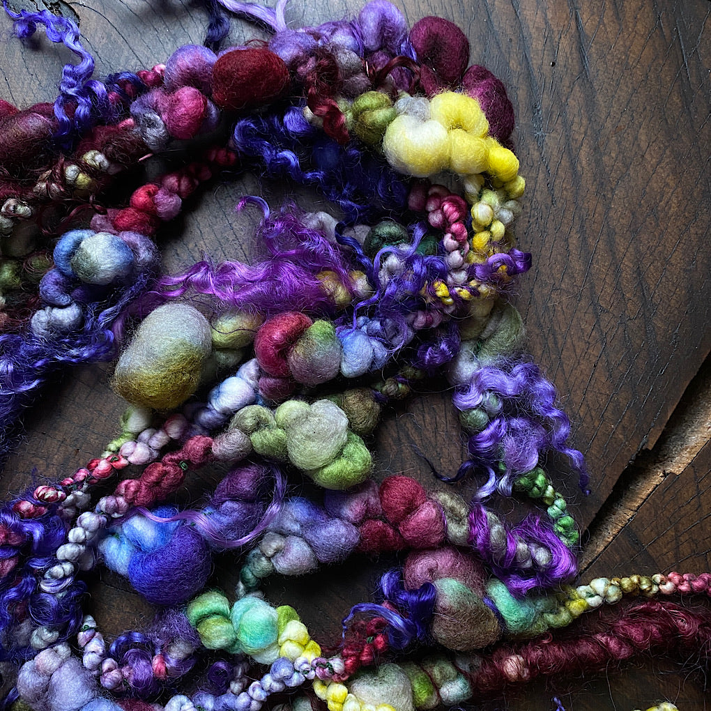 Custom Jumbo Boucle - Pensée- Locks included