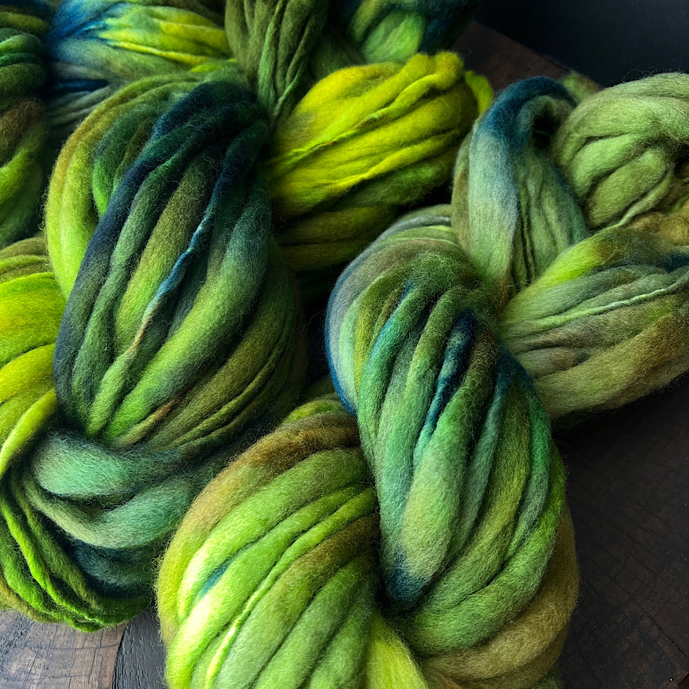 Fluffy yarn set of 3 skeins