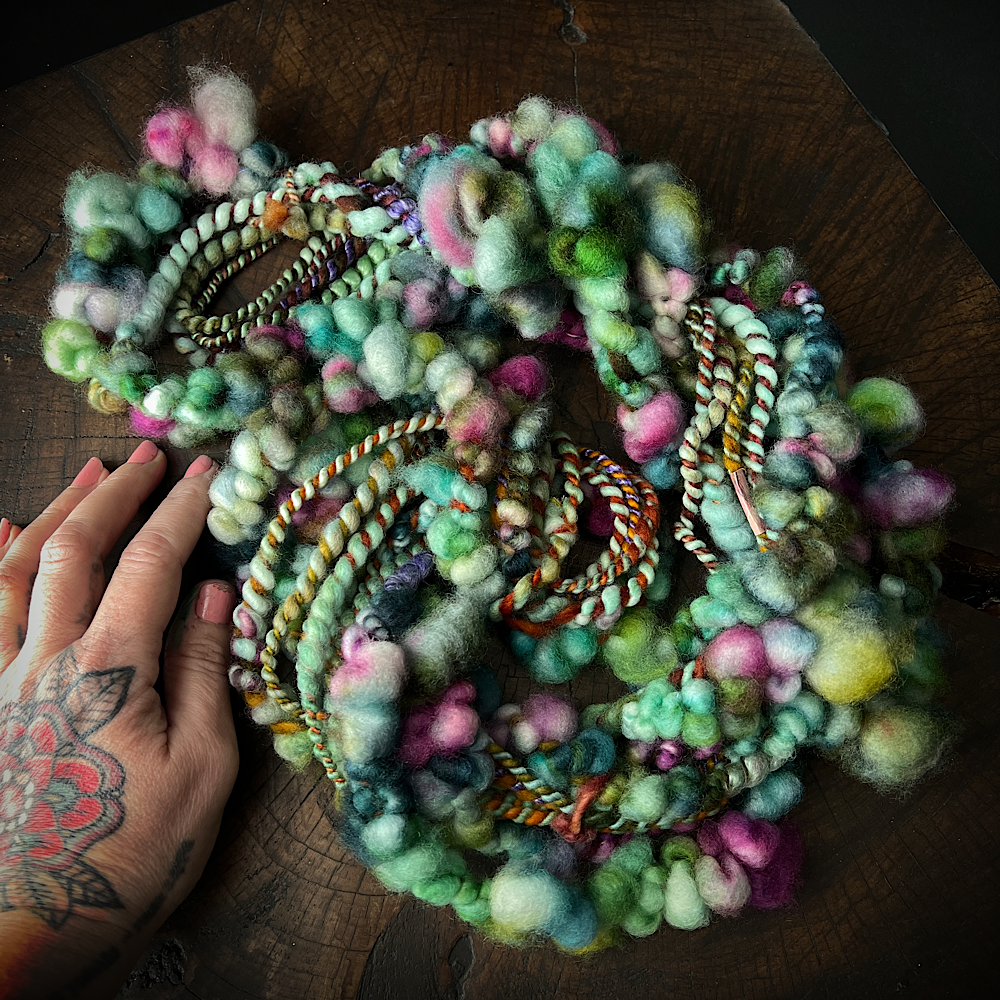 Moss fluff - art yarn