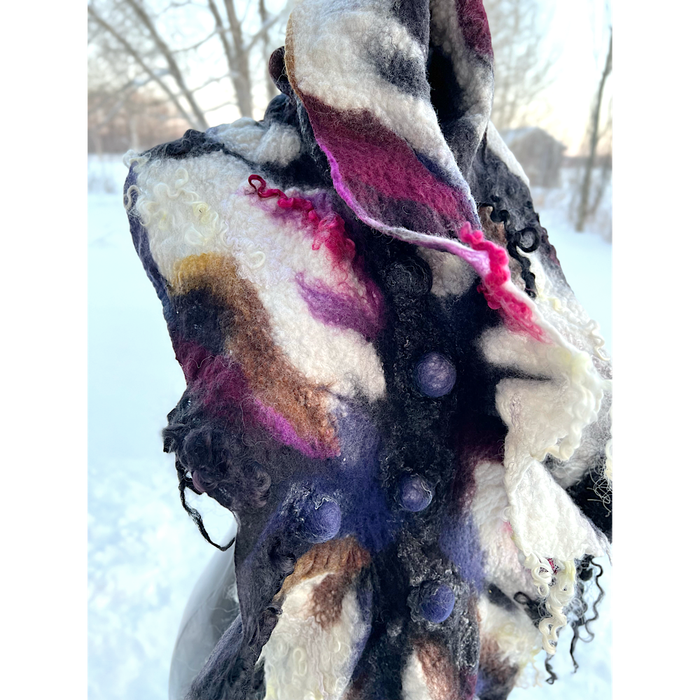 Felted scarf 2023