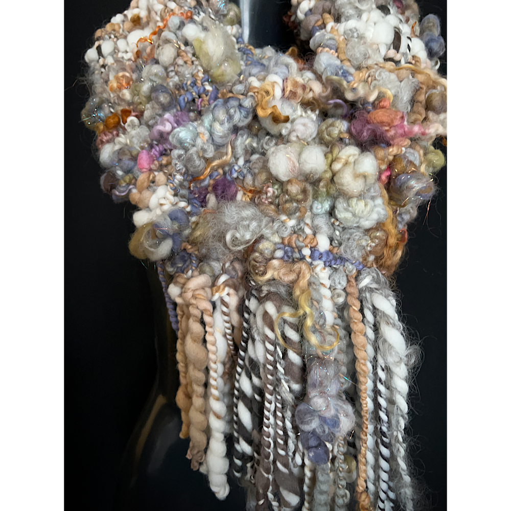 Golden rose Woven scarf 2022