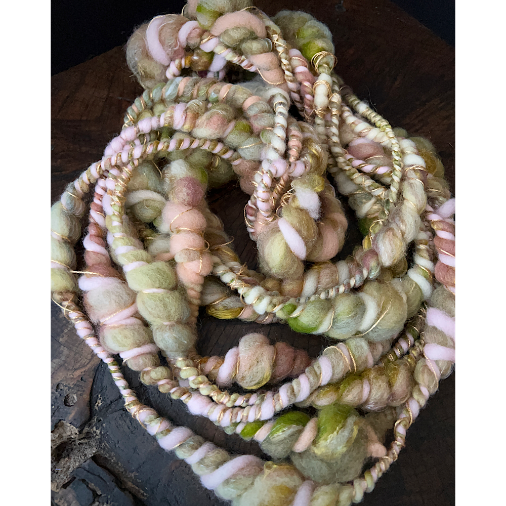 Art yarn for weaving