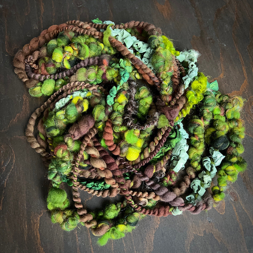 Art yarn for weaving