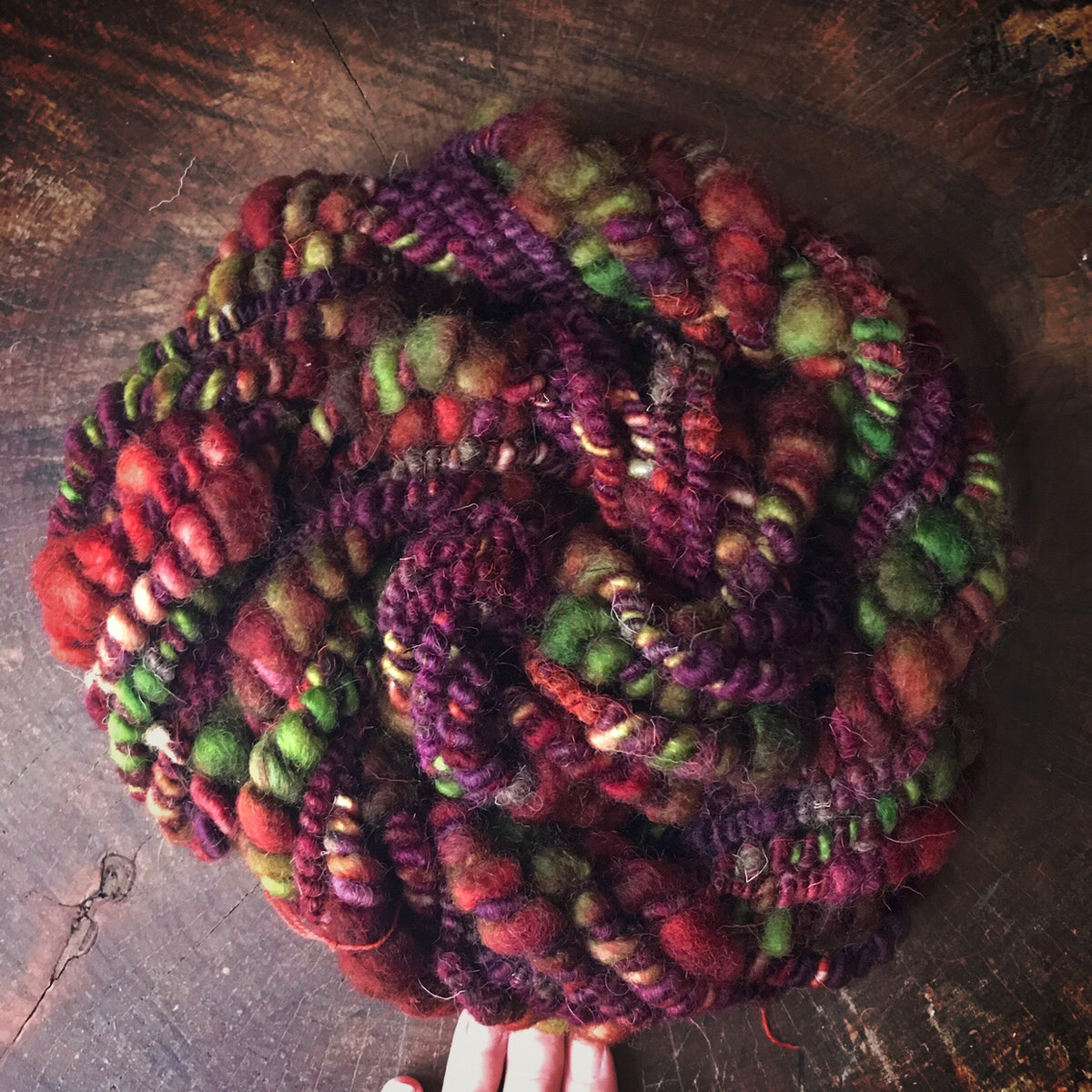 RESERVE LOUISE D. Burgundy hand spun yarn 100g 10y - Mynoush