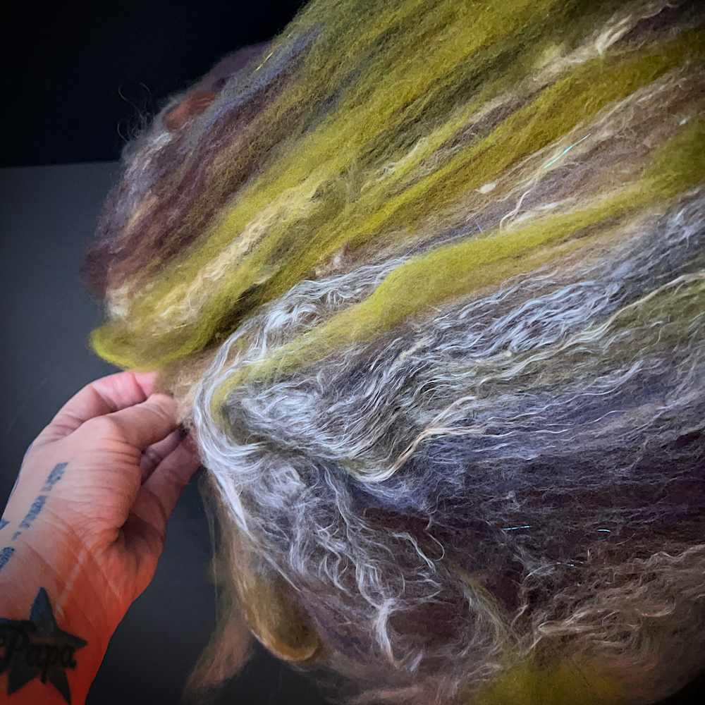 Batt for spinning yarn