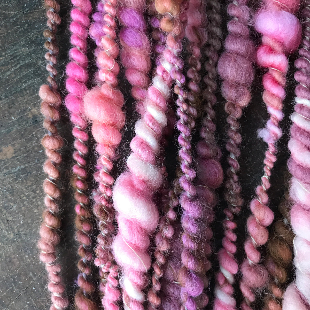 Peach pink art yarn 80g - Mynoush