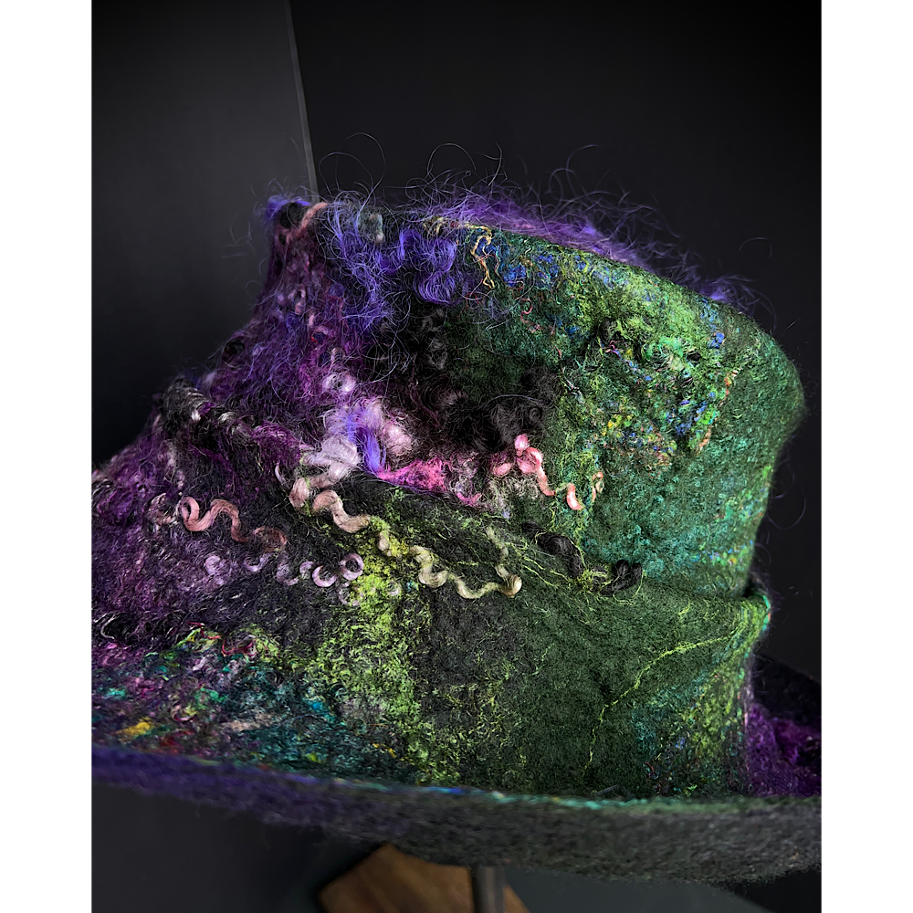 Felted hat- 24.5”