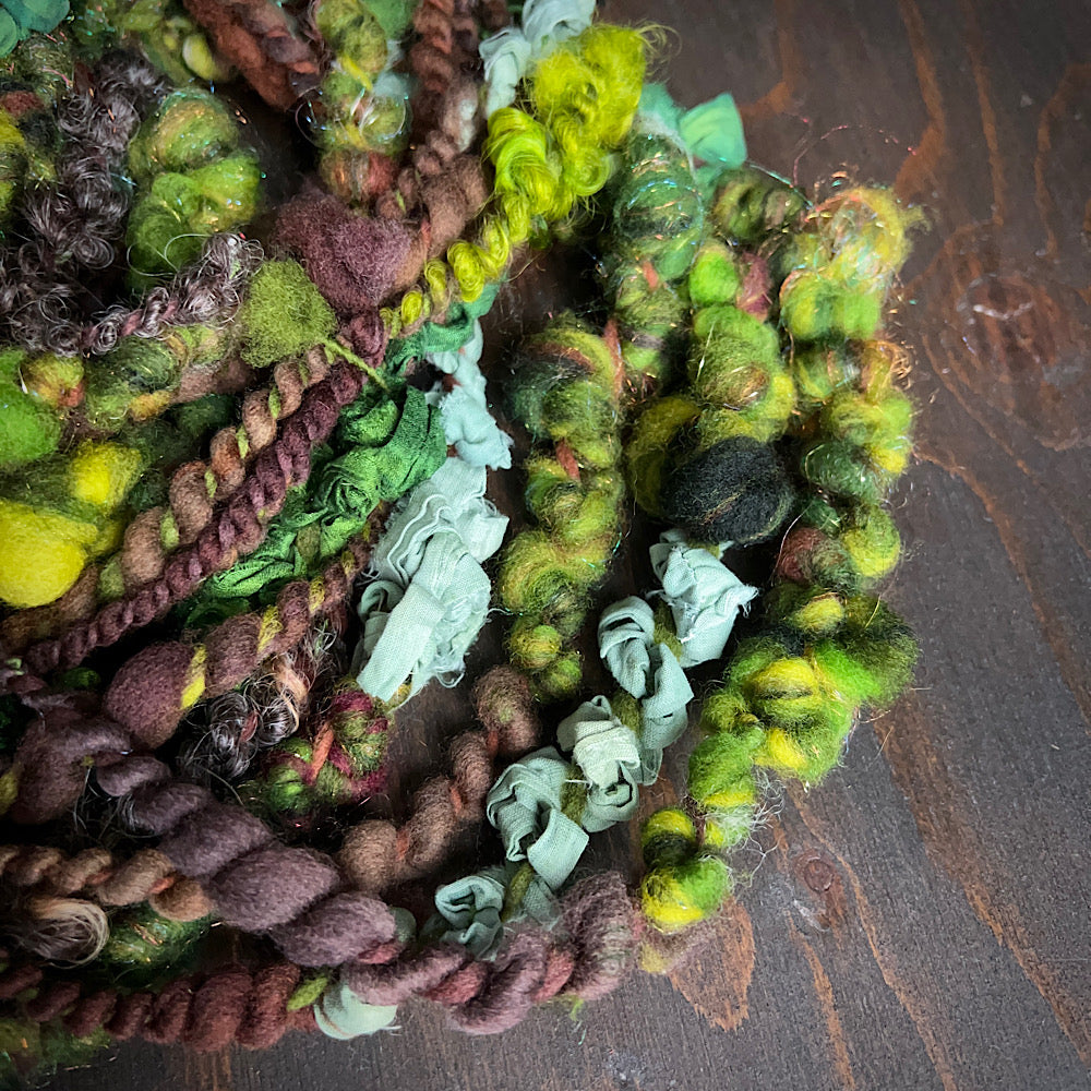 Art yarn for weaving