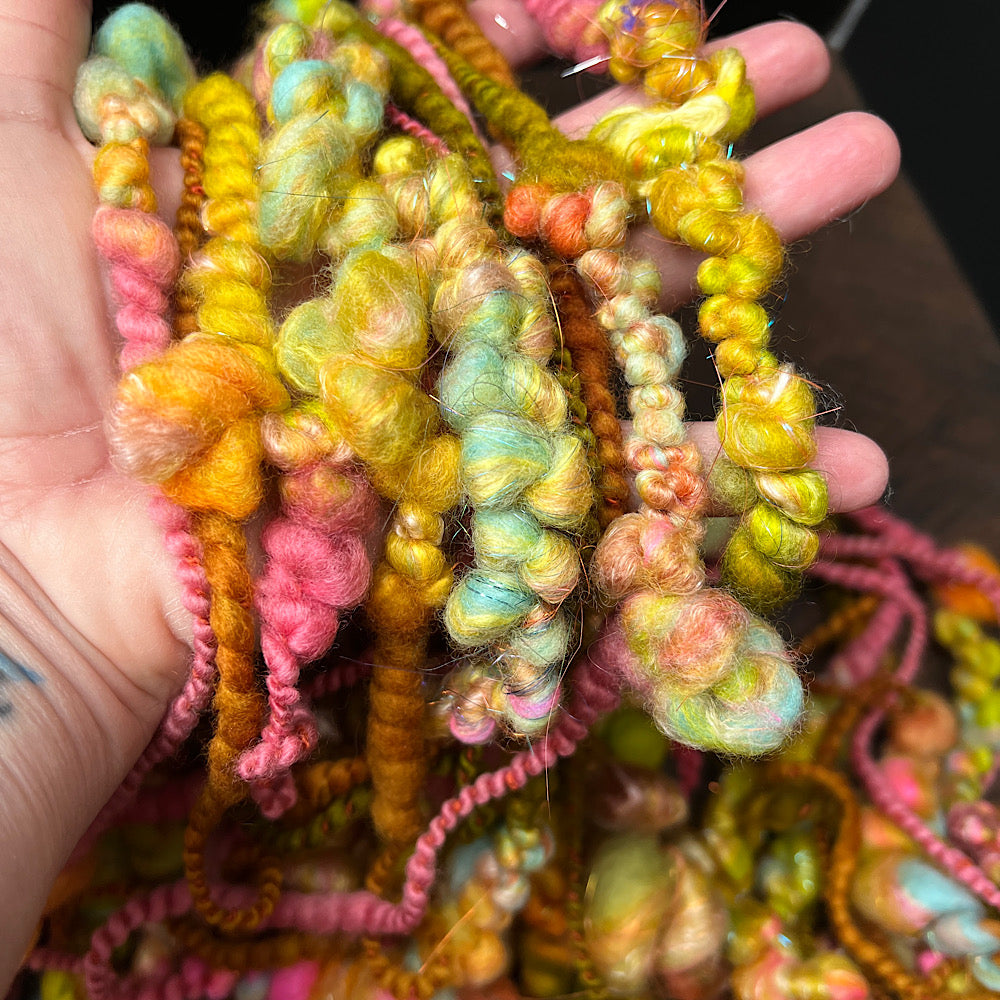 Pamplemousse bubbly art yarn