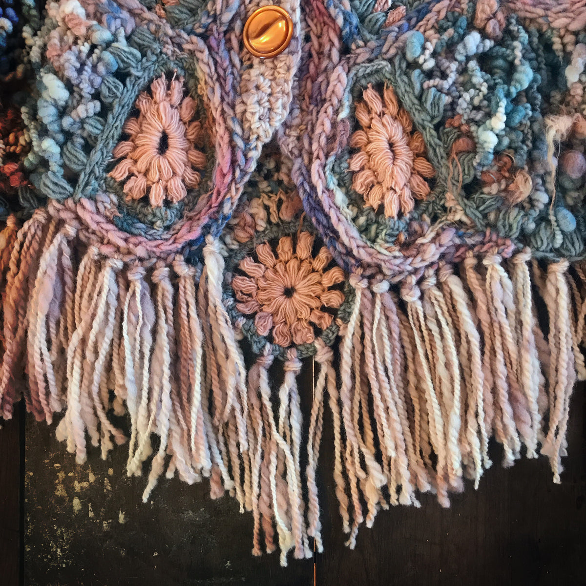 Purple crochet poncho Châle en laine - Mynoush