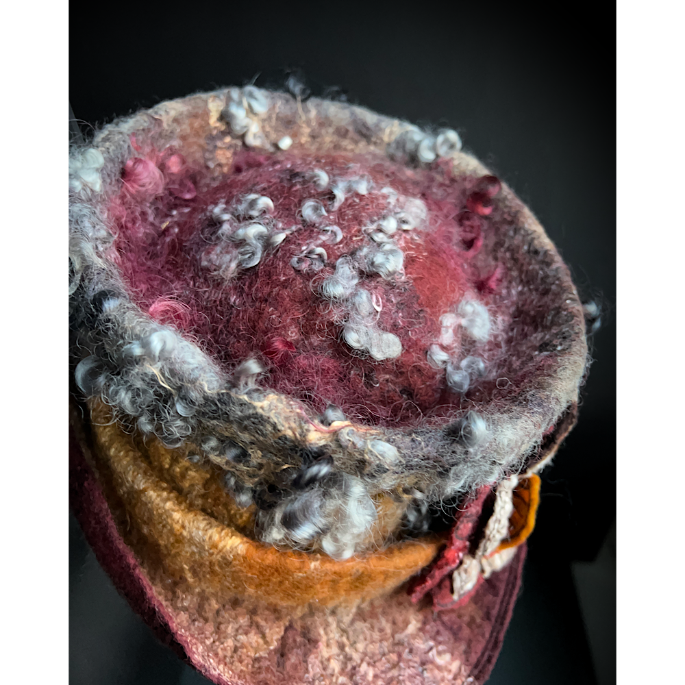 Felted top hat with rose - 23.5”