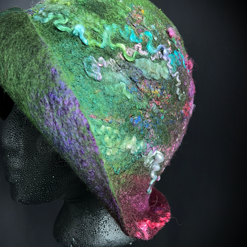 Felted flapper’s hat- 23.5”
