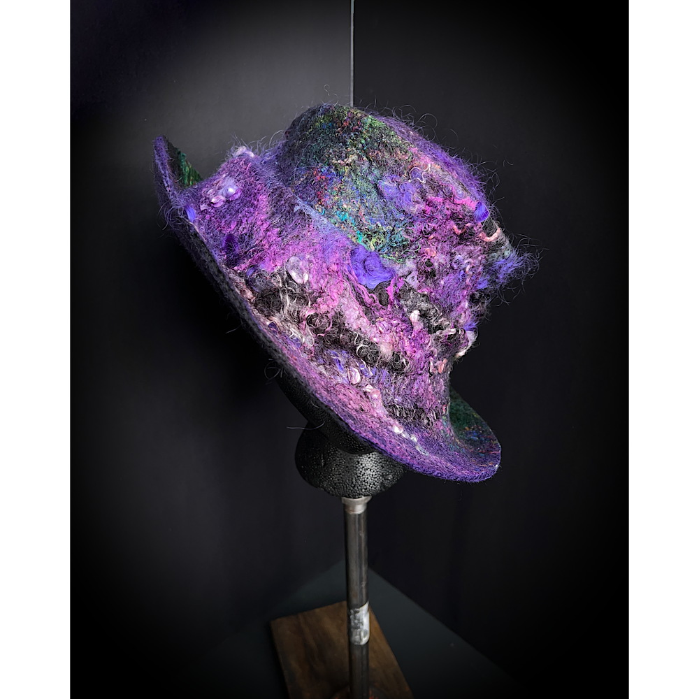 Felted hat- 24.5”