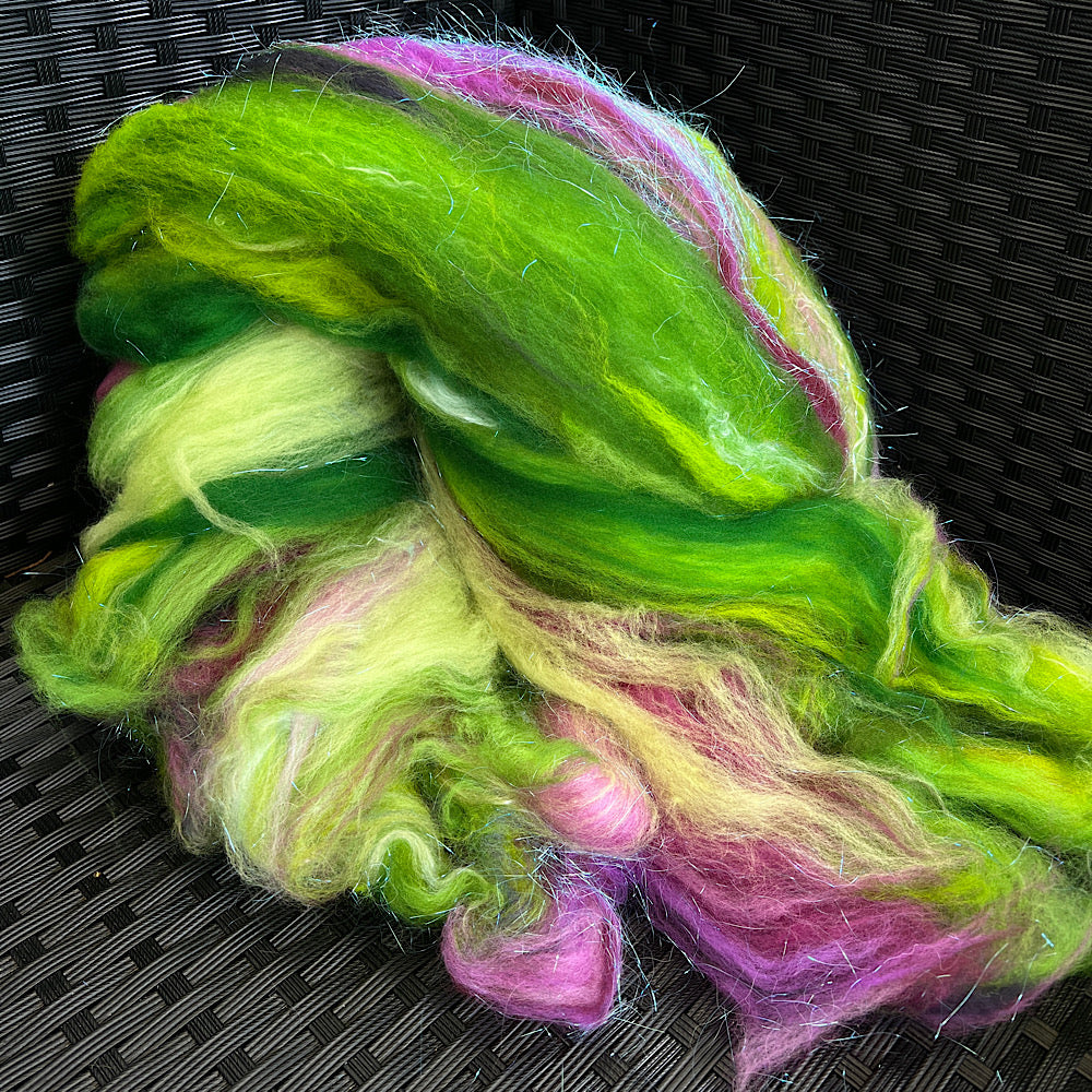 Batt for spinning yarn