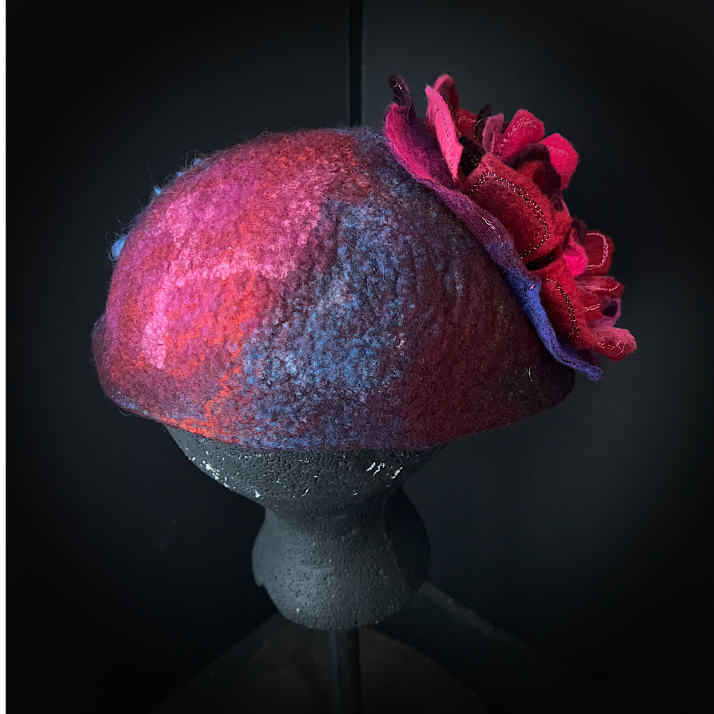 Felted newsboy hat size 23.5”